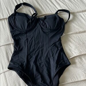 Cupshe Black Slim & Sculpt Swimwear
